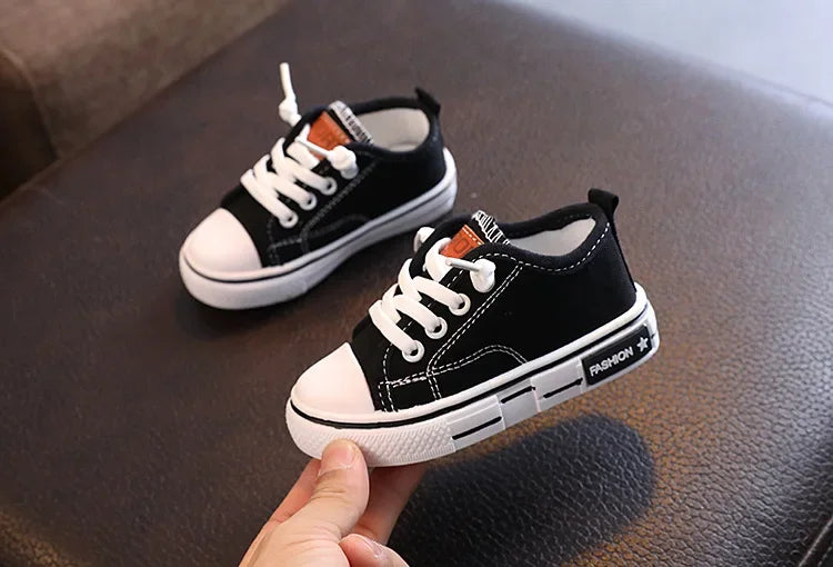 Tênis Infantil de Lona Branco – Modelo Casual para Meninos e Meninas