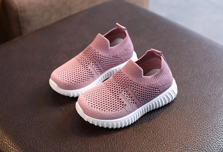 Tênis Casual Infantil em Mesh, Respirável e Confortável