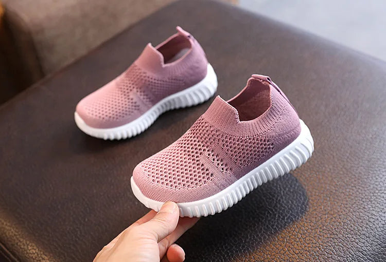 Tênis Casual Infantil em Mesh, Respirável e Confortável