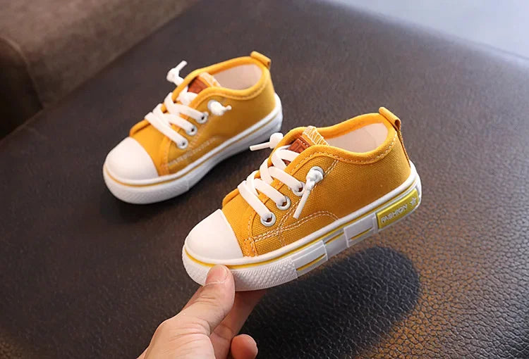 Tênis Infantil de Lona Branco – Modelo Casual para Meninos e Meninas