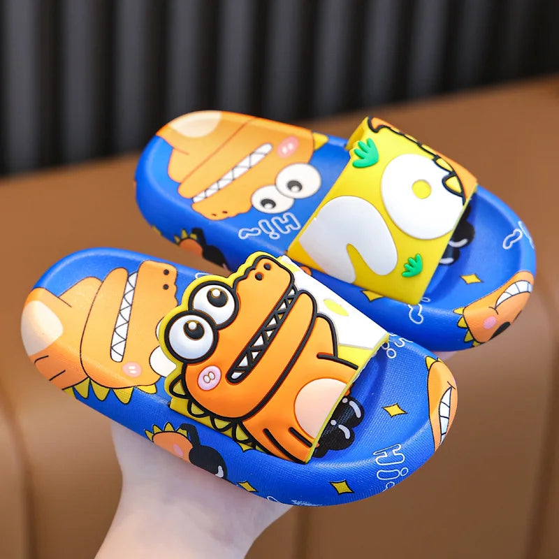 Chinelo Infantil de Dinossauro – Macio e Antiderrapante
