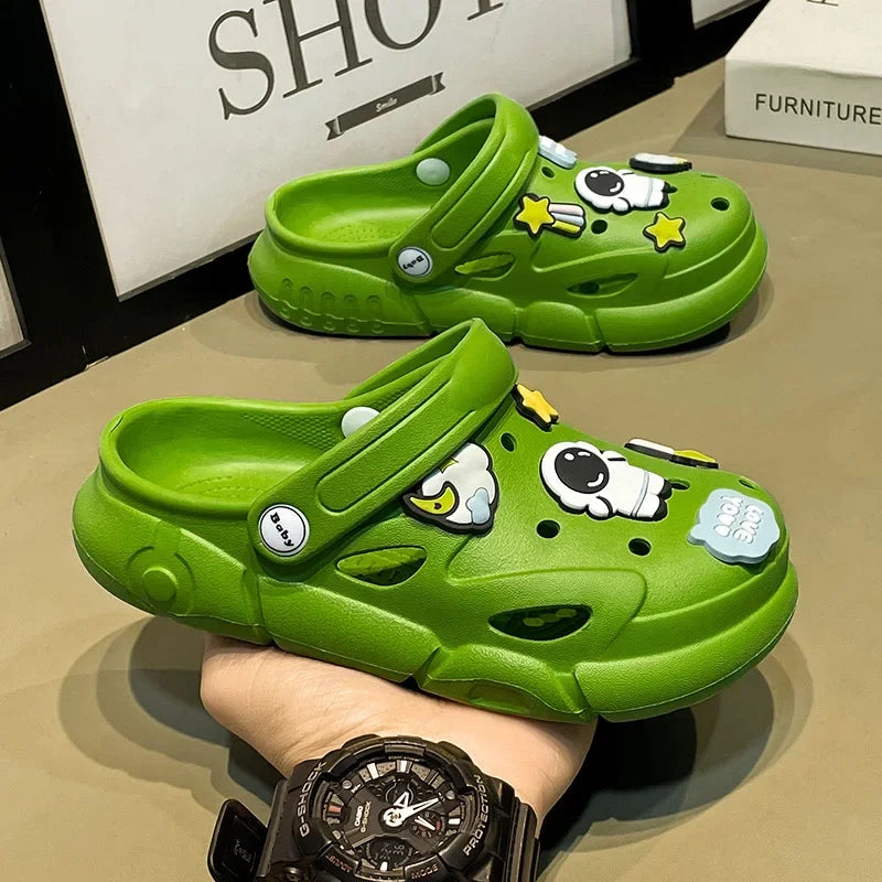 Chinelo Infantil de EVA com Furos, Respirável e Antiderrapante