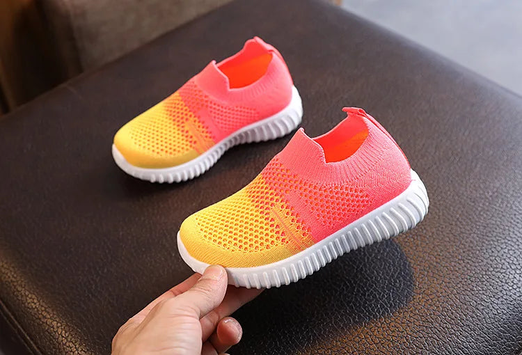 Tênis Casual Infantil em Mesh, Respirável e Confortável