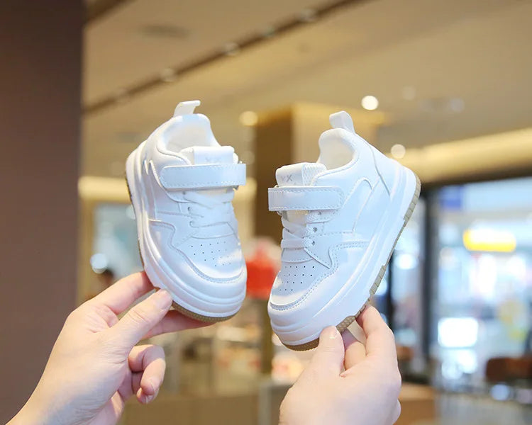 Tênis Infantil Branco para Primavera e Outono, Leve, Antiderrapante e com Solado Macio