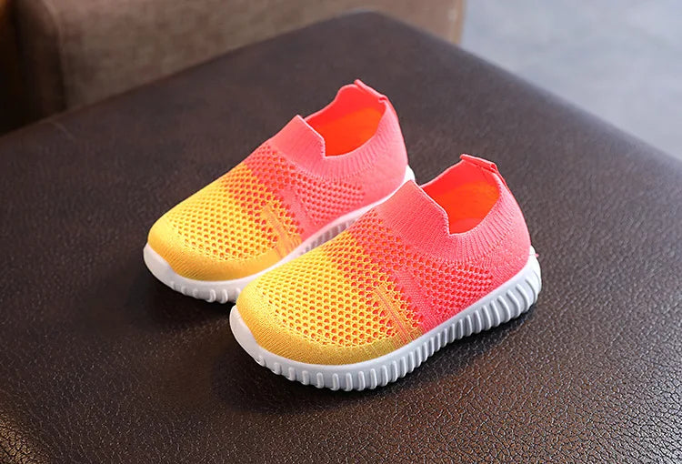Tênis Casual Infantil em Mesh, Respirável e Confortável