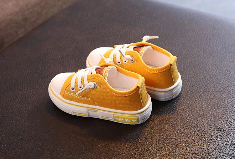 Tênis Infantil de Lona Branco – Modelo Casual para Meninos e Meninas