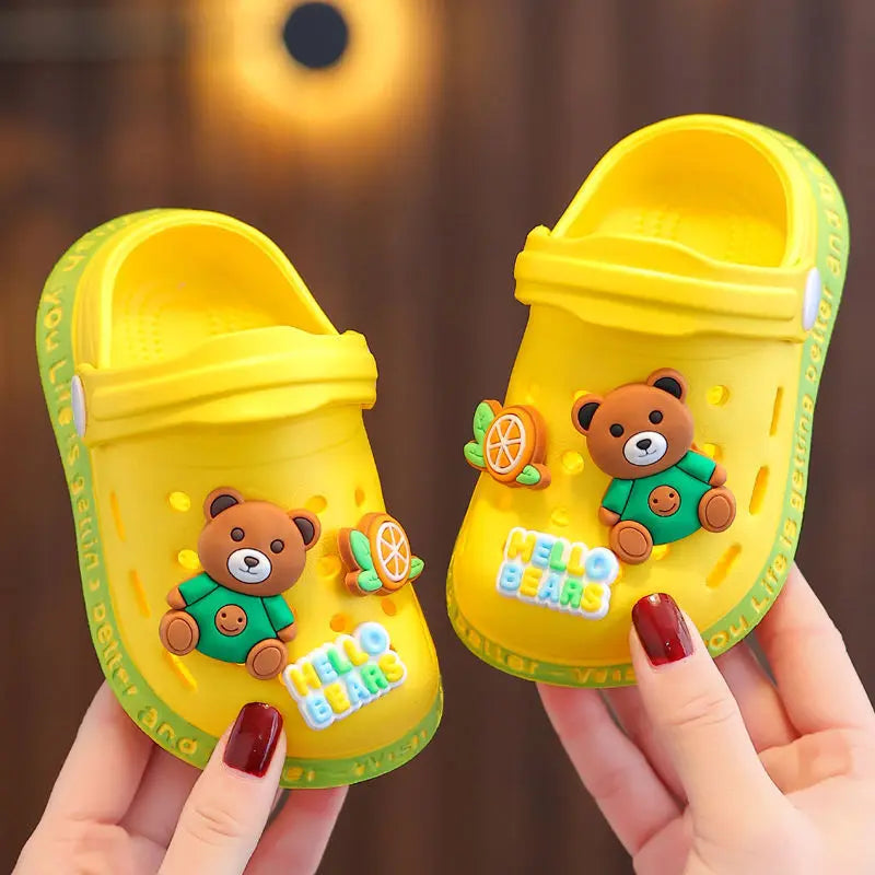 Chinelo Infantil Fechado com Estampa 3D, Macio e Antiderrapante