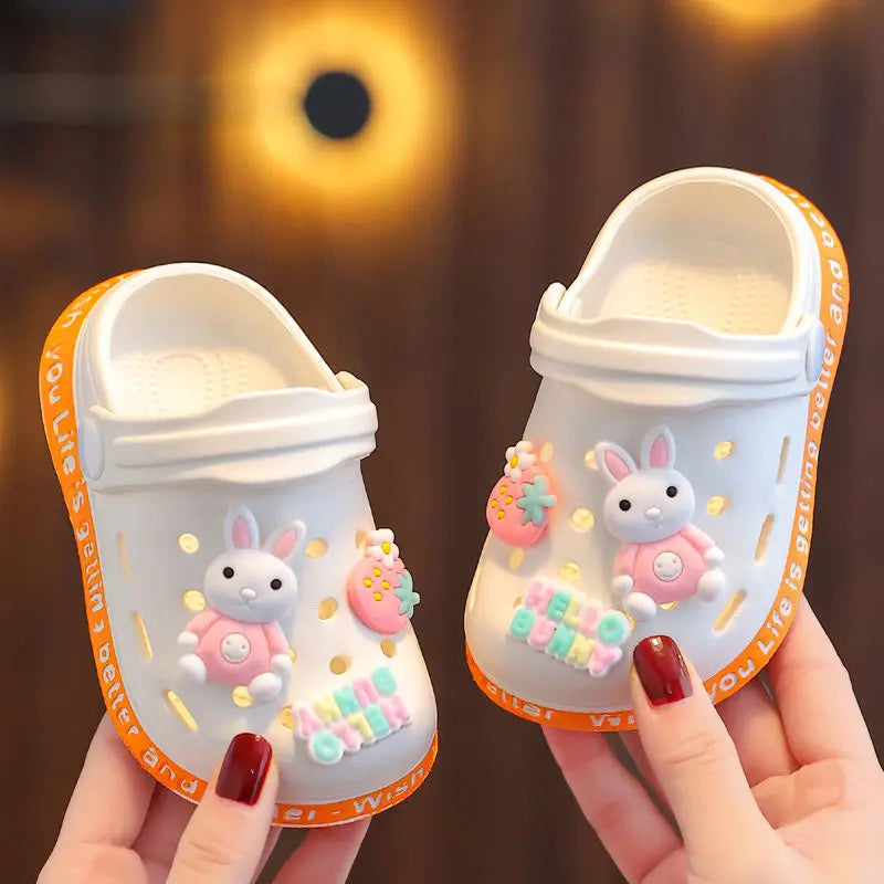 Chinelo Infantil Fechado com Estampa 3D, Macio e Antiderrapante