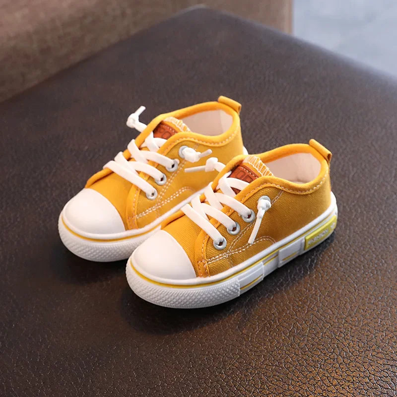 Tênis Infantil de Lona Branco – Modelo Casual para Meninos e Meninas
