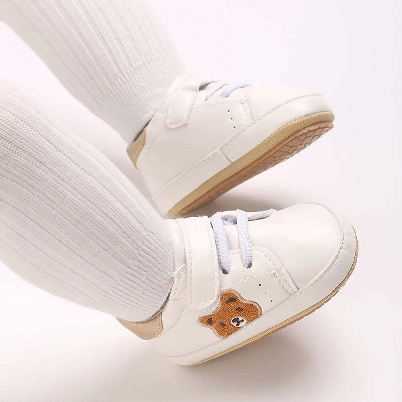 Sapatinho de Couro Infantil 0–18M para Meninos e Meninas, Mocassim com Solado de Borracha Antiderrapante