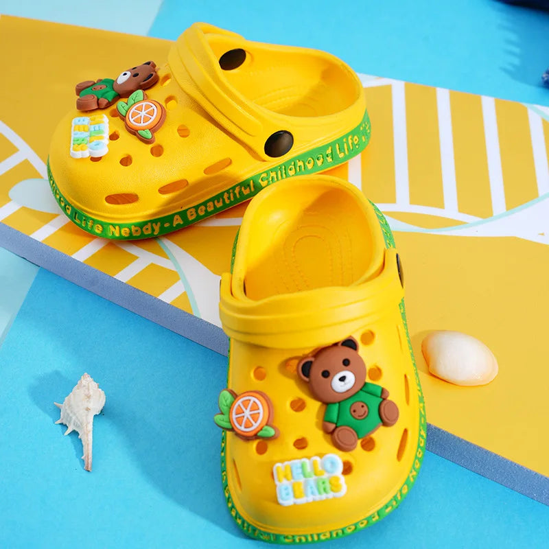 Chinelo Infantil Fechado com Estampa 3D, Macio e Antiderrapante