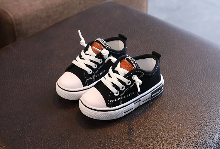 Tênis Infantil de Lona Branco – Modelo Casual para Meninos e Meninas