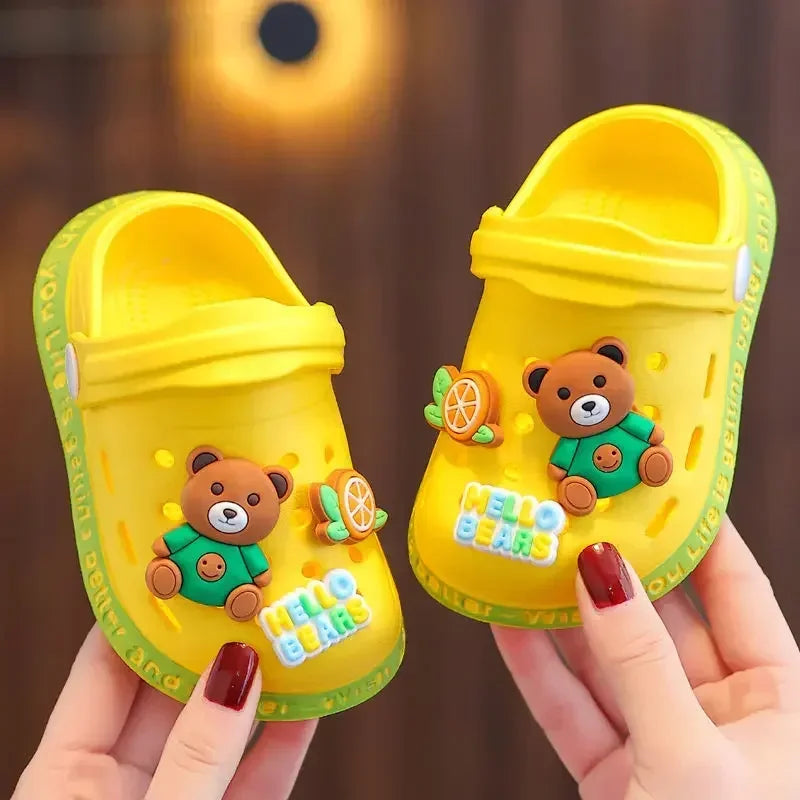 Chinelo Infantil Fechado com Estampa 3D, Macio e Antiderrapante