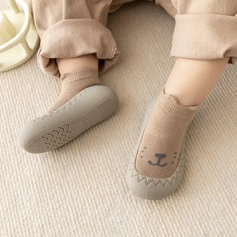 Sapatinho Meia para Bebê – Macio, Respirável e Antiderrapante