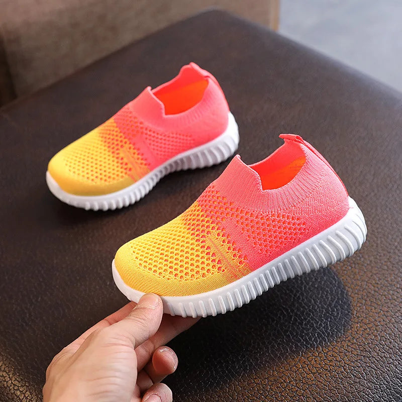 Tênis Casual Infantil em Mesh, Respirável e Confortável