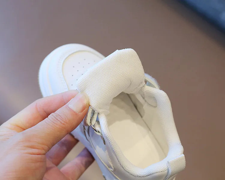 Tênis Infantil Branco para Primavera e Outono, Leve, Antiderrapante e com Solado Macio